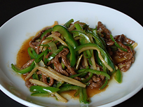 牛肉ピーマン炒め